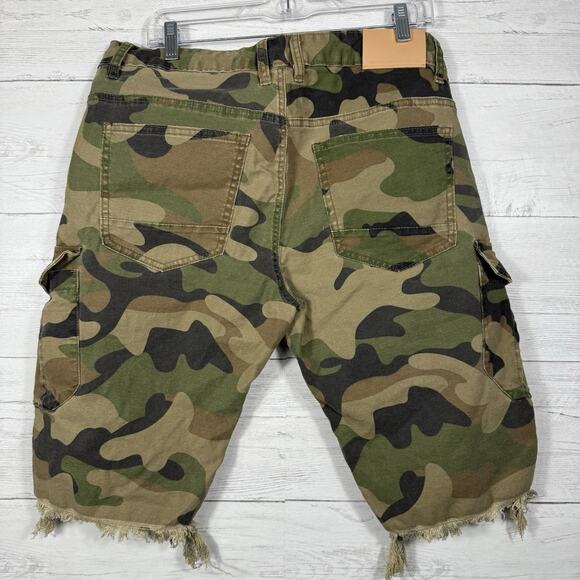 Smoke Rise Denim Co. Mens size 34 Camo paint splatter distressed shorts 82930 - Picture 5 of 8